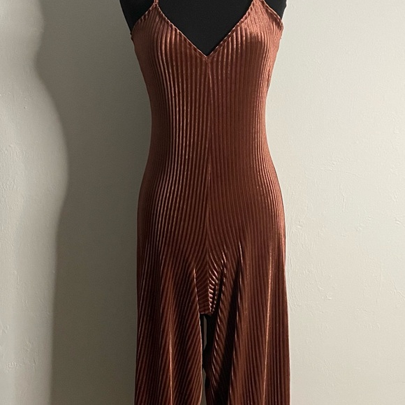 Jack by BB Dakota Magic Touch Velvet Wide Leg Ribbed Jumpsuit - Picture 5 of 14